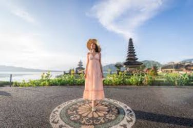 Bali-dagtour door Bedugul en Tanah lot bij zonsondergang